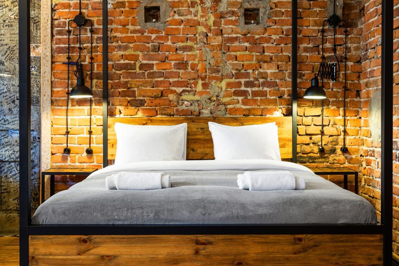 Househost Apartmeni: Podbrzezie 2/20 Kraków Exteriör bild