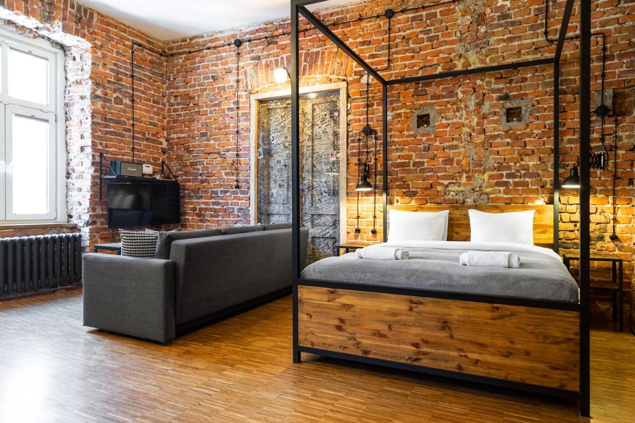 Househost Apartmeni: Podbrzezie 2/20 Kraków Exteriör bild